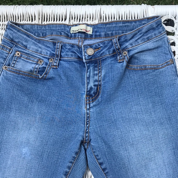 Premium Dolce&B distressed skinny jeans 9 - Picture 2 of 8